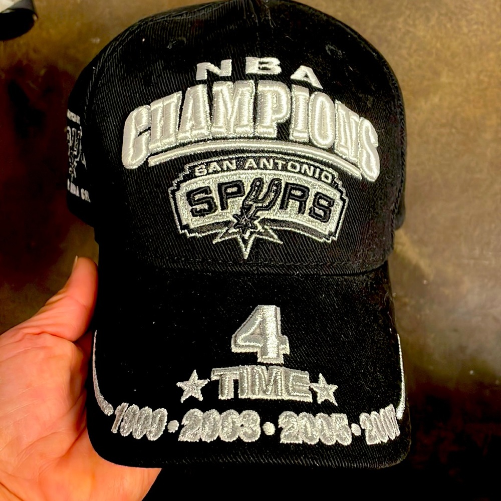 NBA 4 Time champions SA SPURS cap adidas